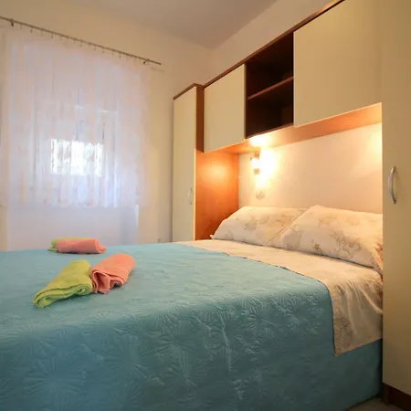 Hundefreundliches Im Zentrum Von Und Nur 400 Meter Zum Appartement Poreč